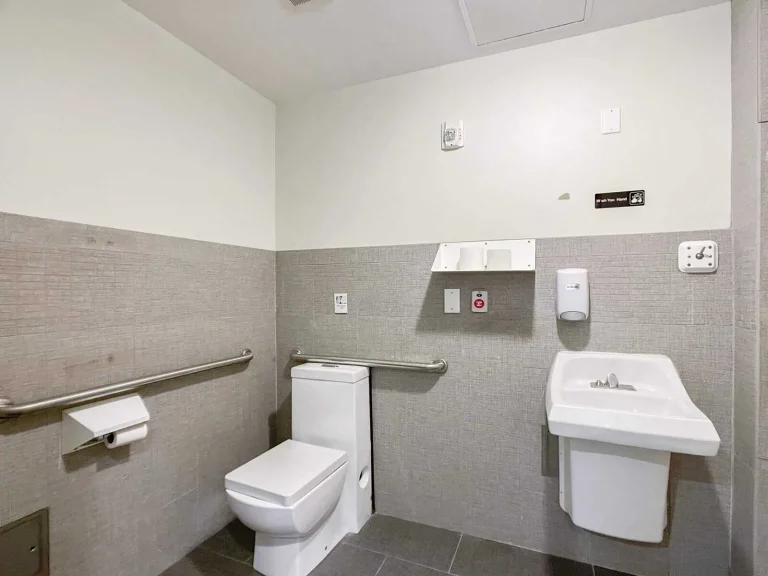 Virtue Recovery Center Sun City West Detox Bathroom_1